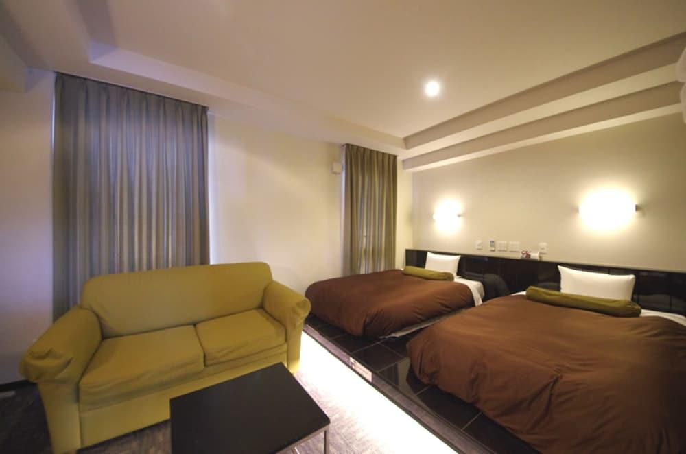 Urbain Hiroshima Executive Hotel Exterior photo